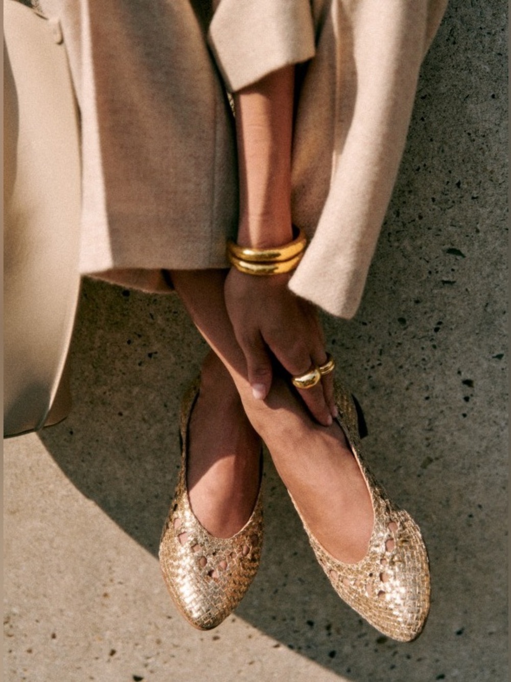 Sézane Anya High Heels in Gold Metallic Woven FR 37 / US 6 - Picture 9 of 9